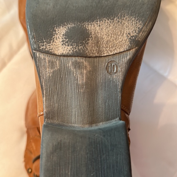 Tan ankle boot size 10 - Picture 5 of 6